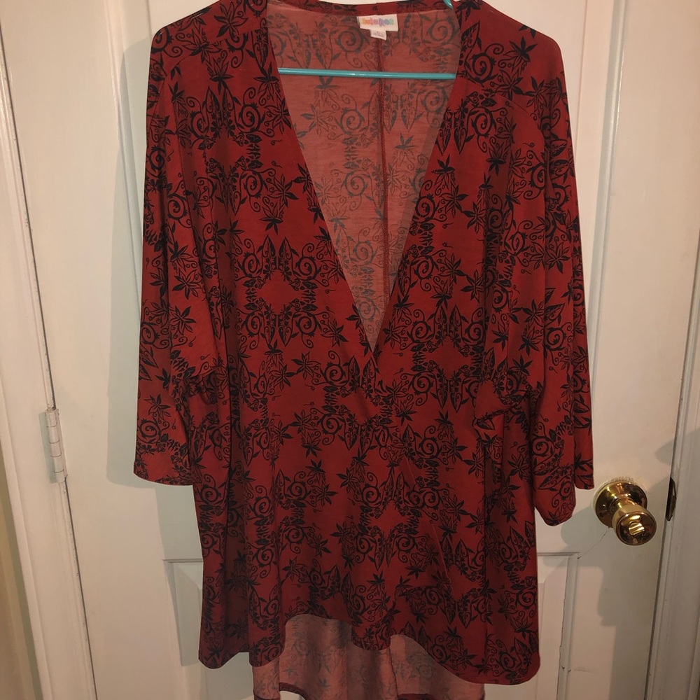 LuLaRoe Lindsay kimono